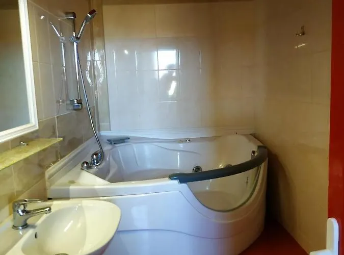 Aparthotel Shellman 4*