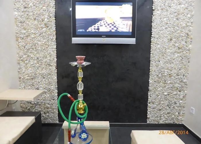 Shellman アパートホテル