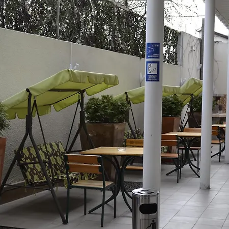 מלון דירות Shellman אודסה